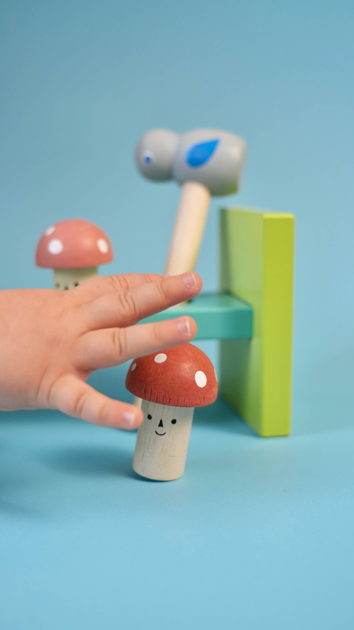 Mentari Woodland Hammer Toy